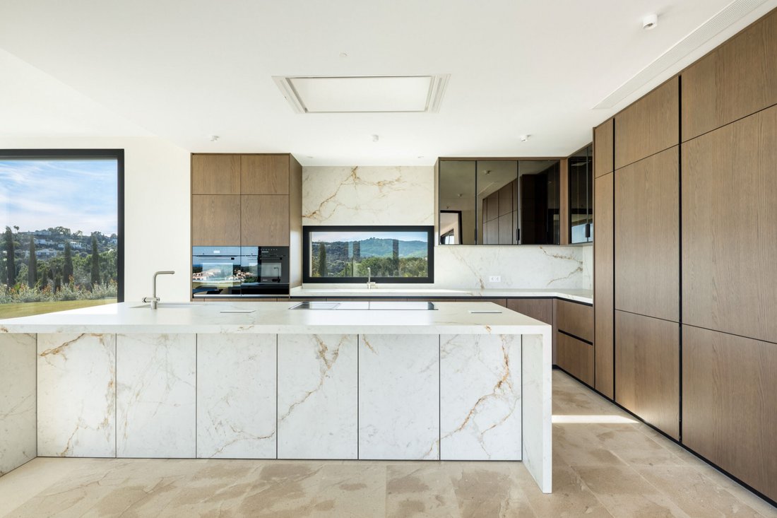 Villa in Sotogrande, San Roque, Andalusia 4 - 16834485
