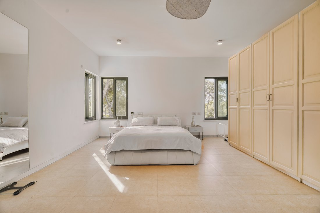 House in Or Akiva, Haifa District, Israel 5 - 17083914