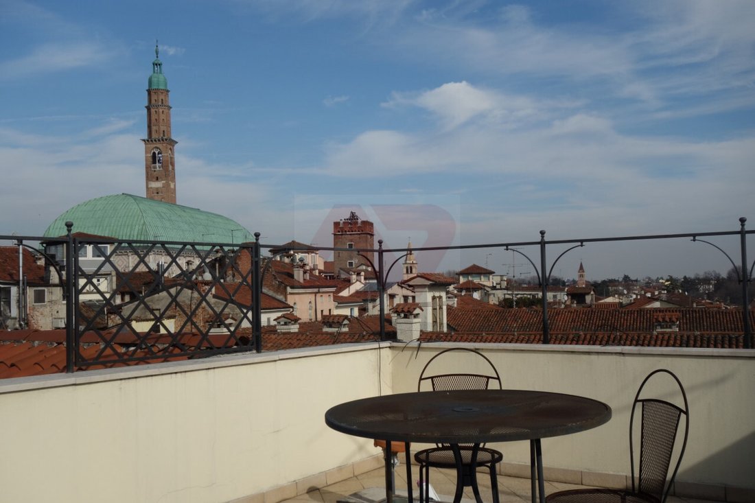 Apartment in Center, Vicenza, Veneto 1 - 12706886