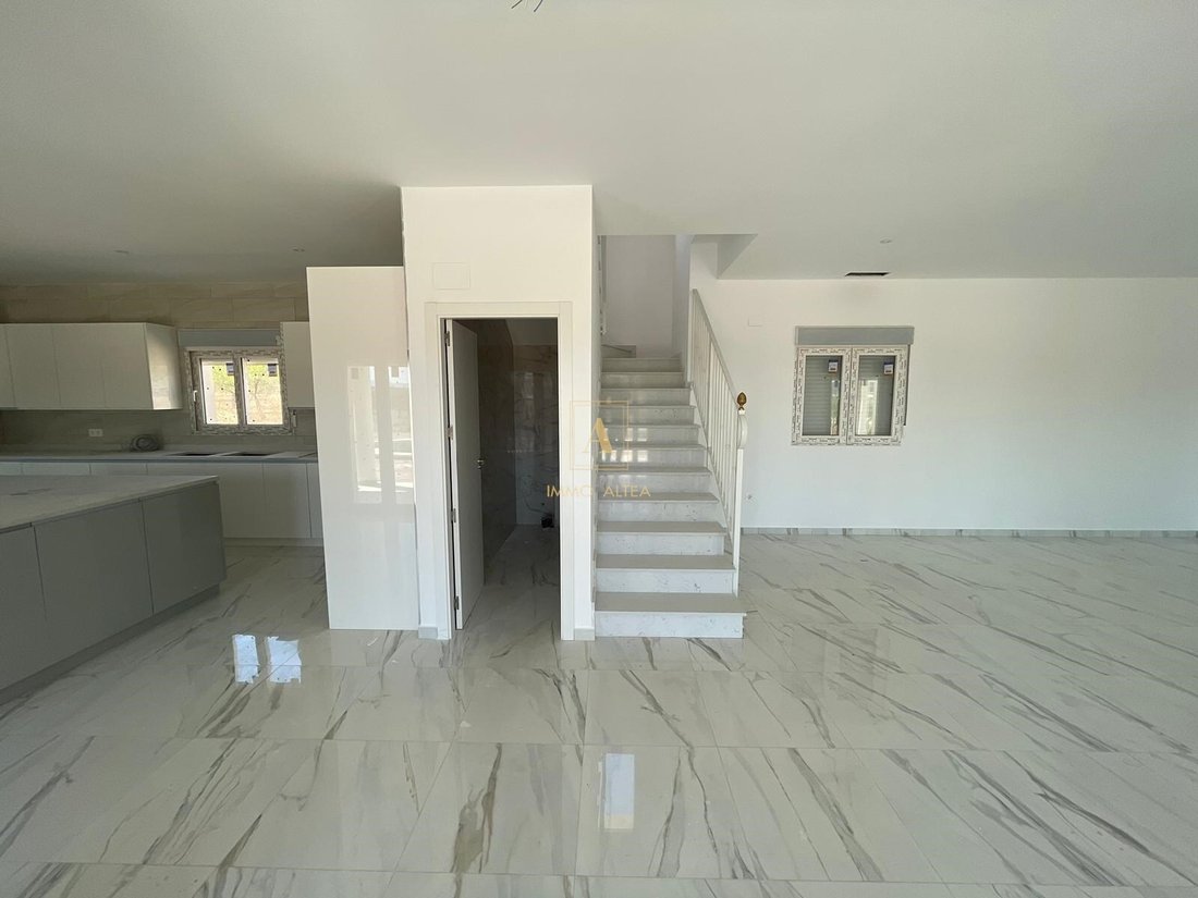 Villa in el Pinos / Pinoso, Valencian Community, Spain 2 - 17079564