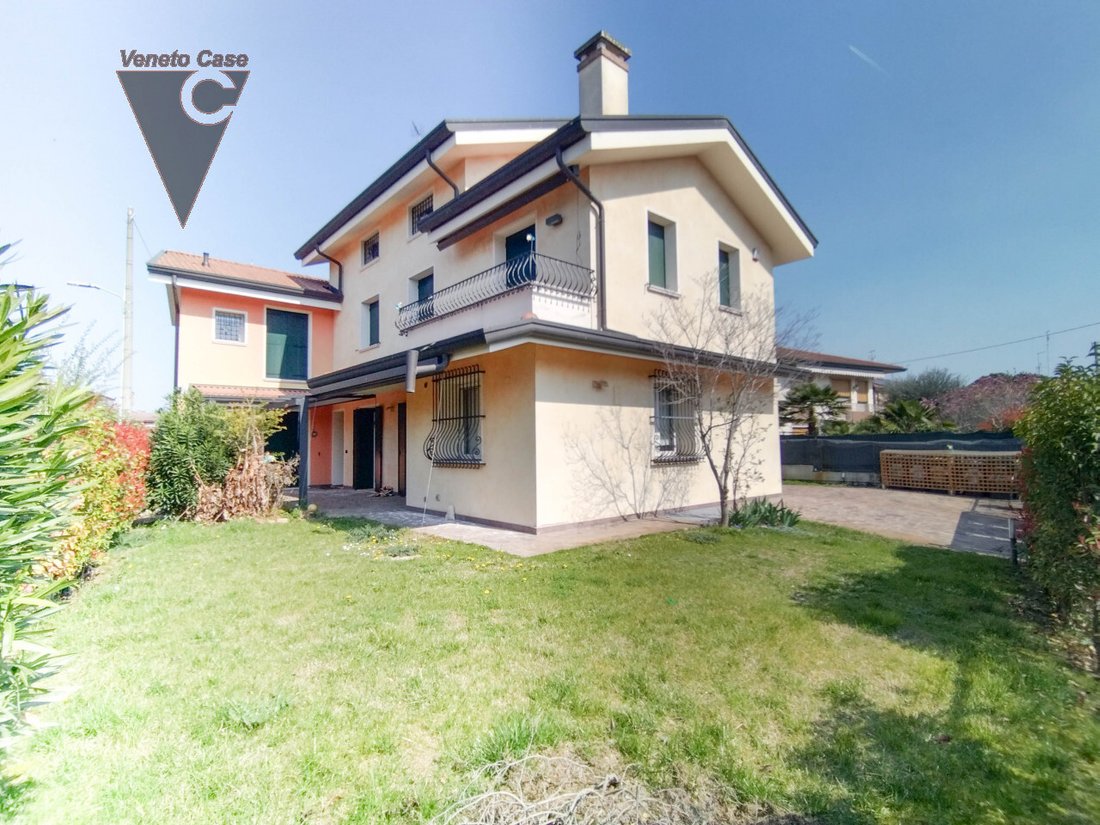 Villa in Arcella, Padua, Veneto 1 - 17079927