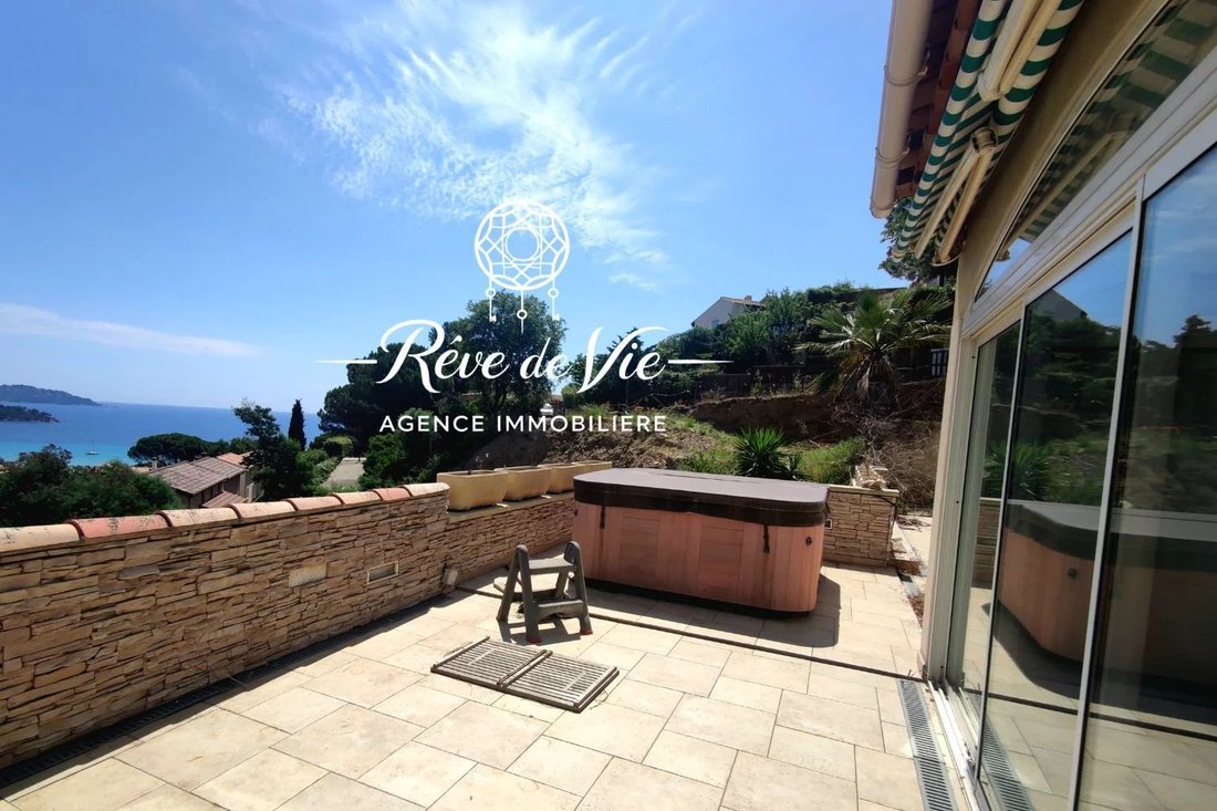 Apartment in Le Lavandou, Provence-Alpes-Côte d'Azur, France 4 - 14975513