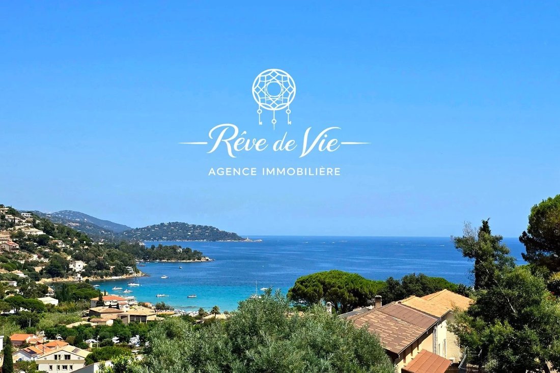 Apartment in Le Lavandou, Provence-Alpes-Côte d'Azur, France 2 - 14975513