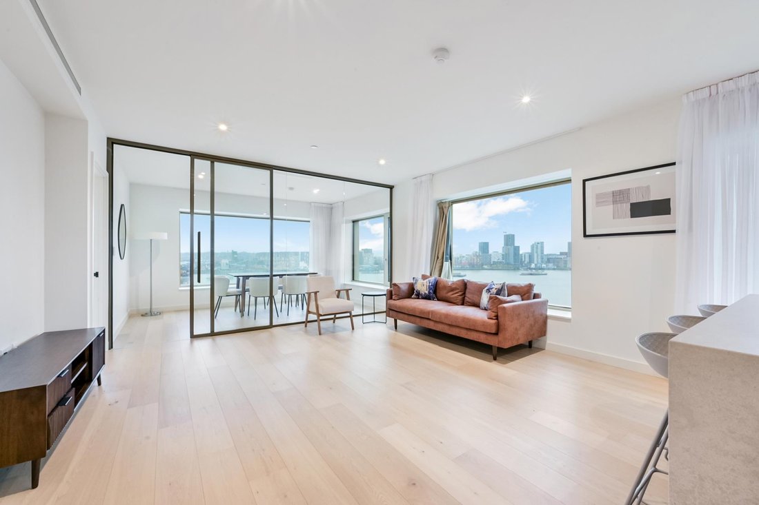 Apartment in Victoria Docks, Newham, England 1 - 17077588