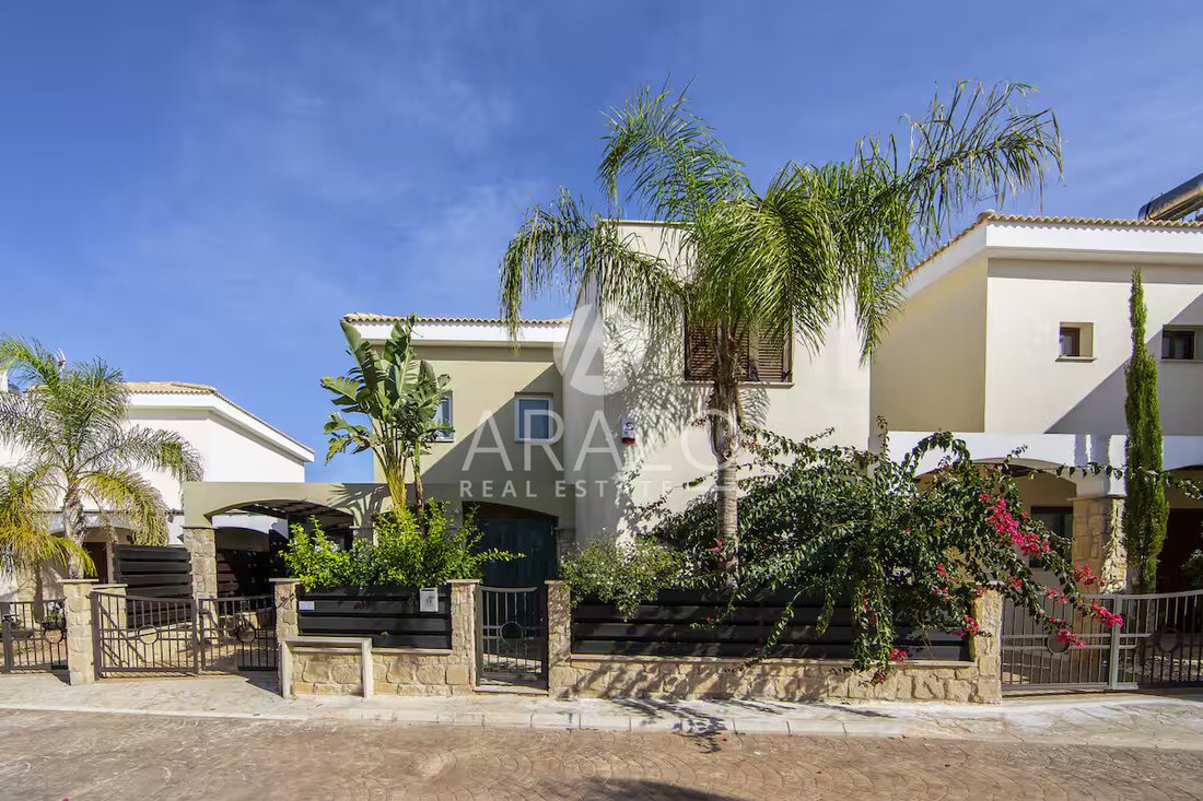 Villa in Paralimni, Famagusta, Cyprus 2 - 17082443