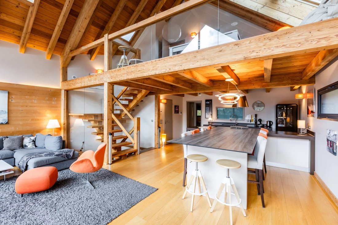 Chalet in Les Deux Alpes, Auvergne-Rhône-Alpes, France 3 - 17075404