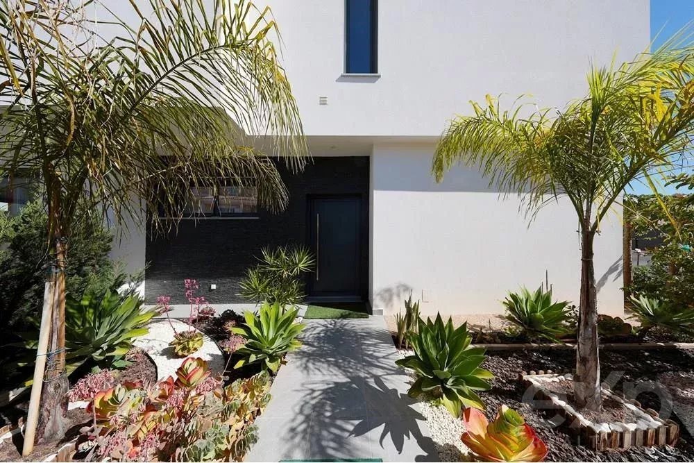 House in Alvor, Algarve, Portugal 3 - 15831362