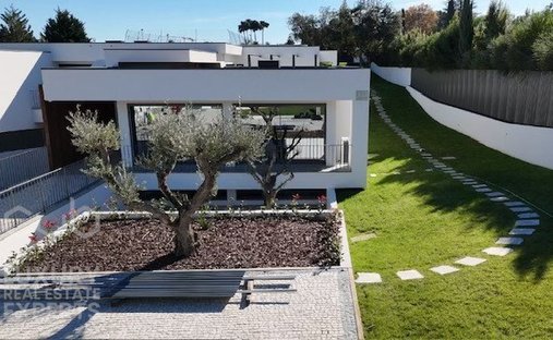 Villa in Corroios, Setubal, Portugal 1