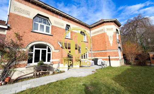 Villa in Braille-Verghelles-Cité Familiale, Lambersart, France 1