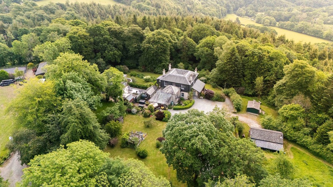 House in Devon, England 1 - 17079266