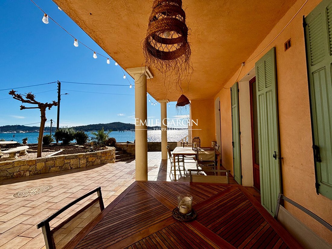 Villa in Coste Chaude-Mauveou, La Seyne-sur-Mer, France 1 - 17078965
