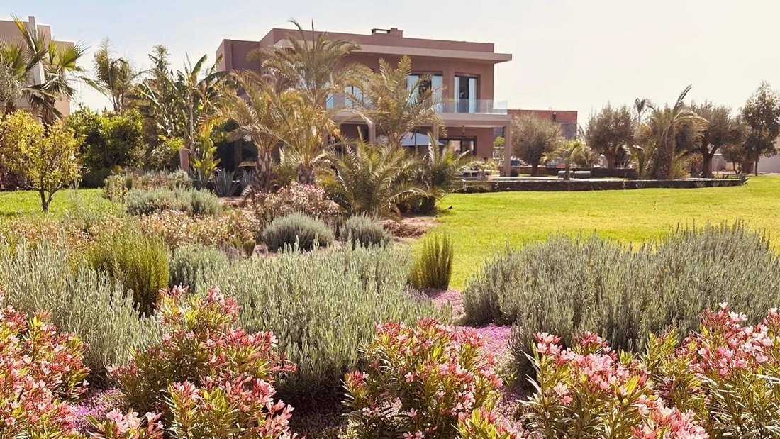 Villa in Annakhil, Marrakesh-Safi, Morocco 1 - 17075643