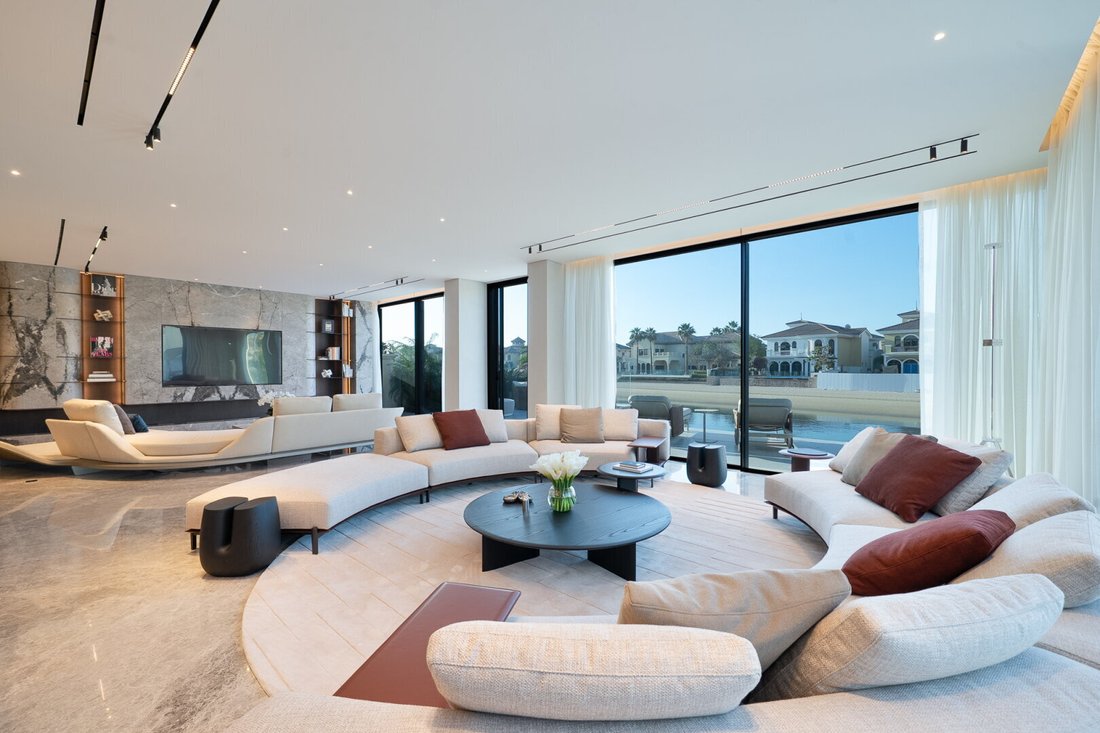 Villa in Palm Jumeirah, Dubai, United Arab Emirates 2 - 17074795