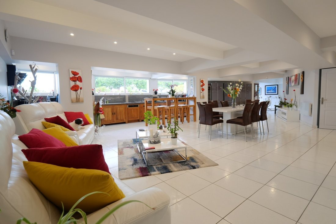Villa in Le Fief-La Garenne, Royan, France 1 - 17075108