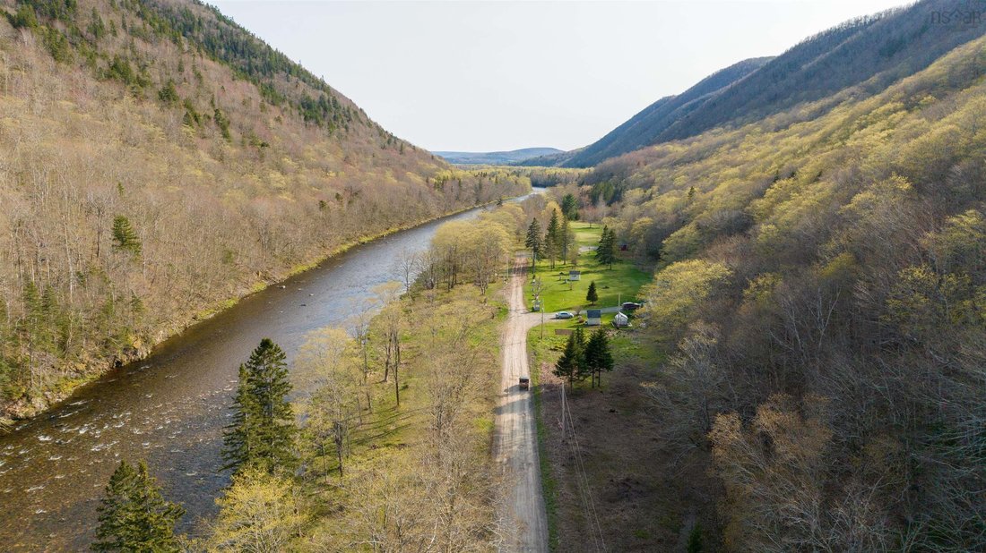 House in Margaree Valley, Nova Scotia, Canada 2 - 17079419