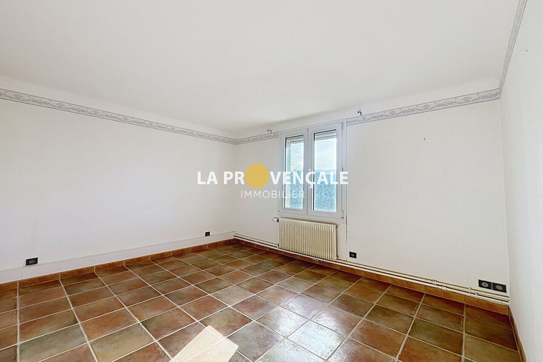 Villa in Vieille Ville-Cativel, Gardanne, France 3 - 17082588