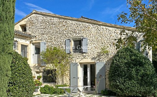 Villa in Suze-la-Rousse, Auvergne-Rhône-Alpes, France 1