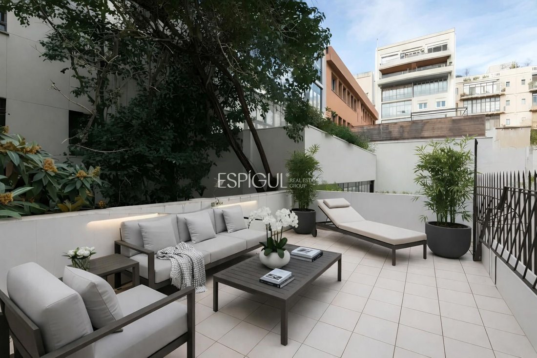 Wohnung in Eixample, Barcelona, Spanien 1 - 16786381