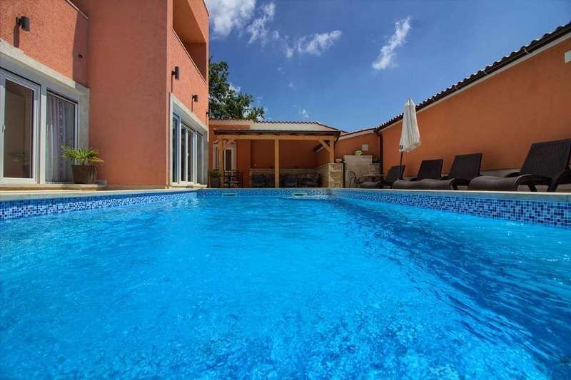 Villa in Medulin, Istria County, Croatia 2 - 14776391