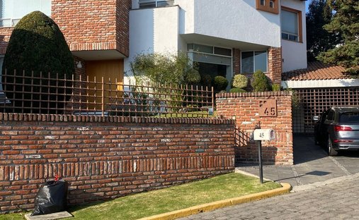 House in Ciudad López Mateos, State of Mexico, Mexico 1