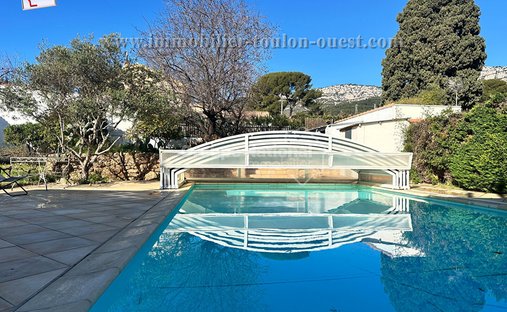Villa in Le Faron-Fort-Rouge, Toulon, France 1