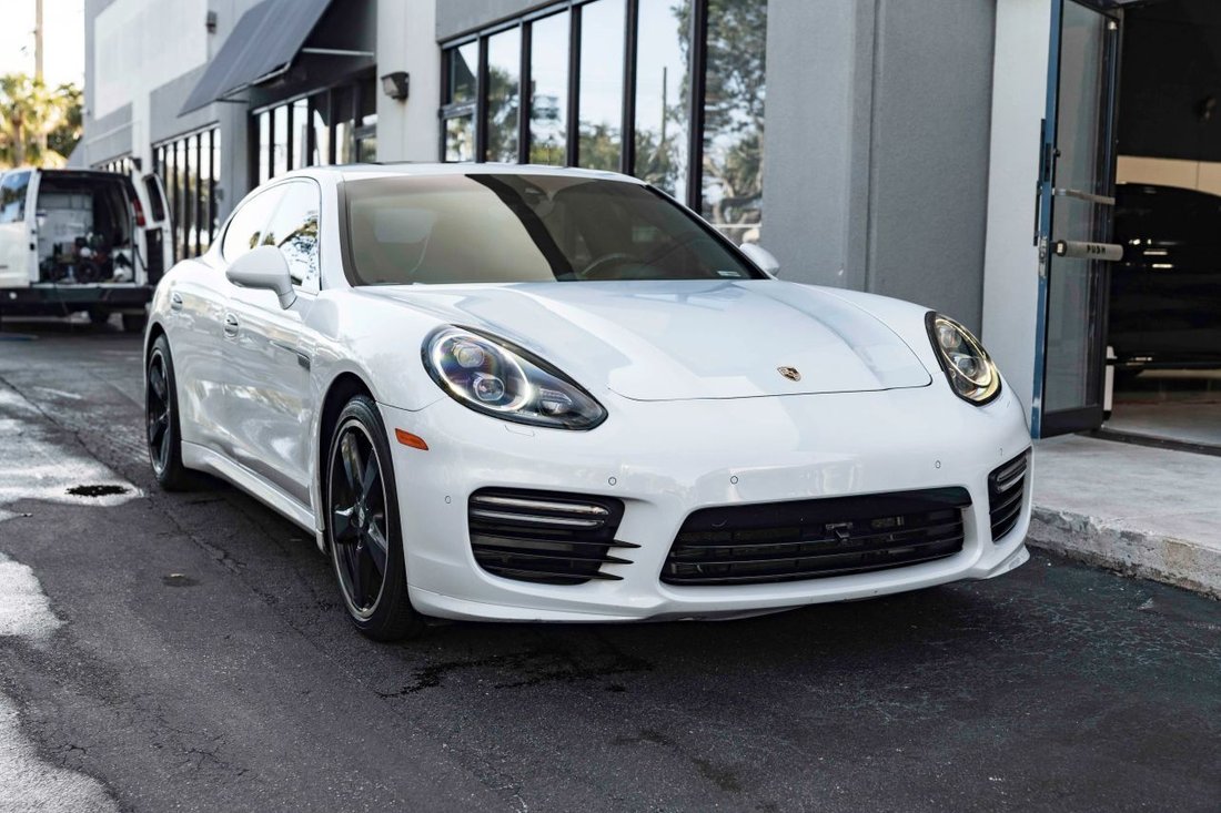 Sedan in Boynton Beach, FL, United States 3 - 17083704