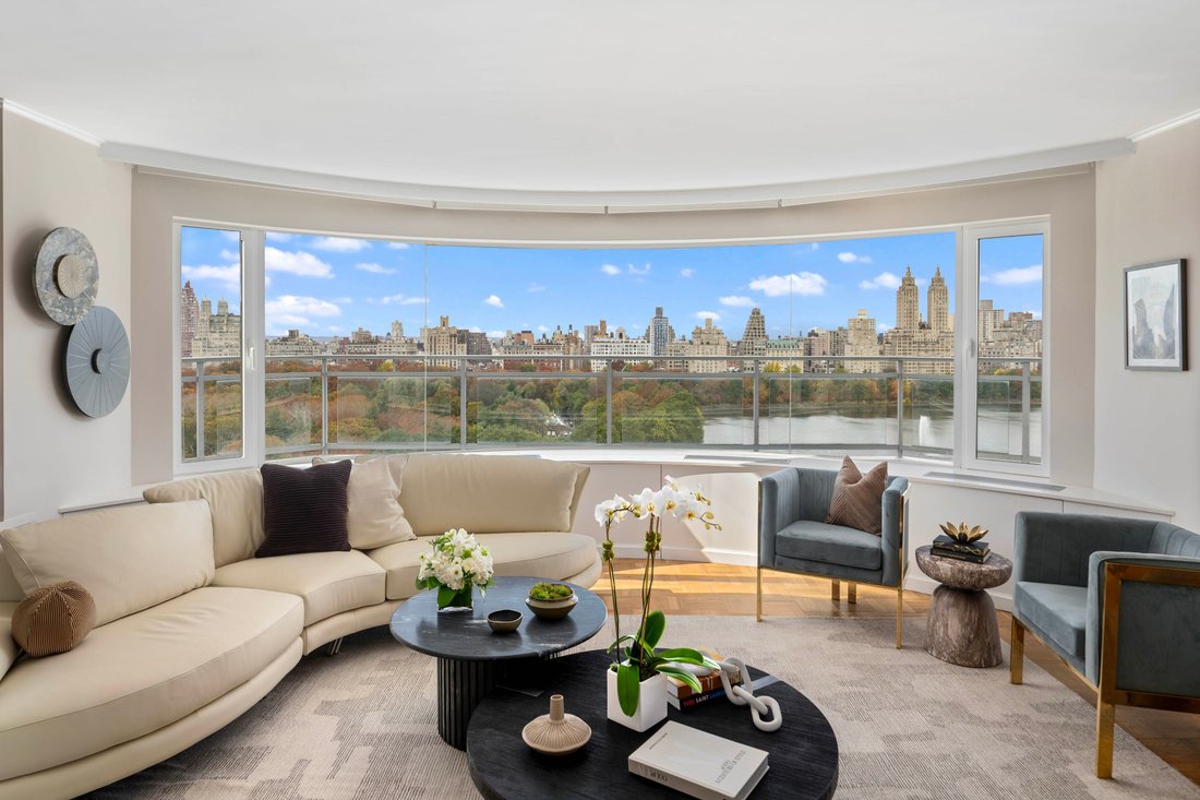 Co Op in New York, New York, United States 1 - 17082798