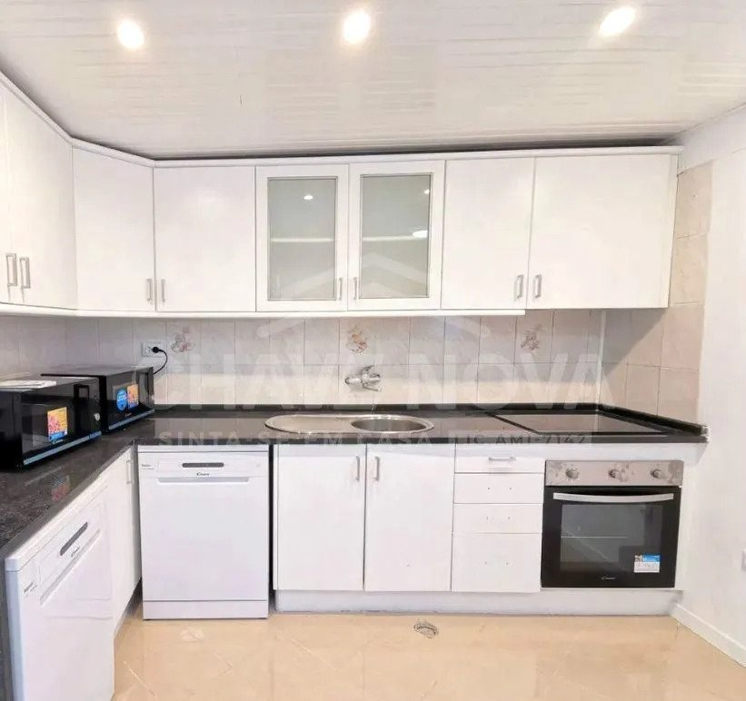 Townhouse in Ajuda, Lisbon, Portugal 1 - 17080392