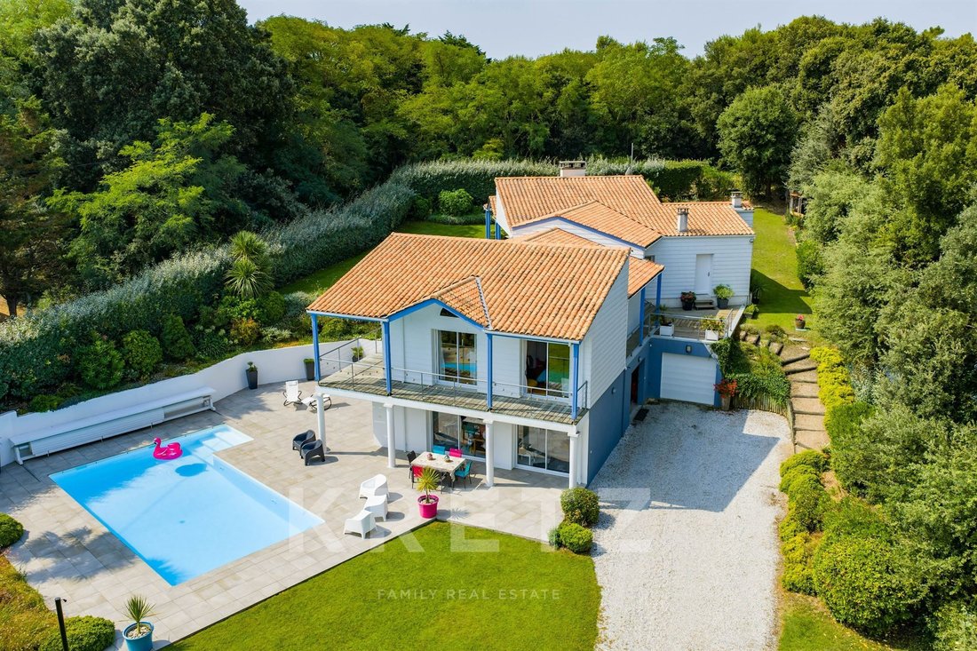 House in Saint-Pierre-d'Oléron, Nouvelle-Aquitaine, France 3 - 16072226