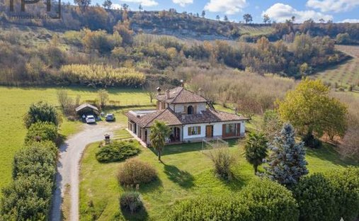 Villa in Terzo, Piedmont, Piedmont, Italy 1