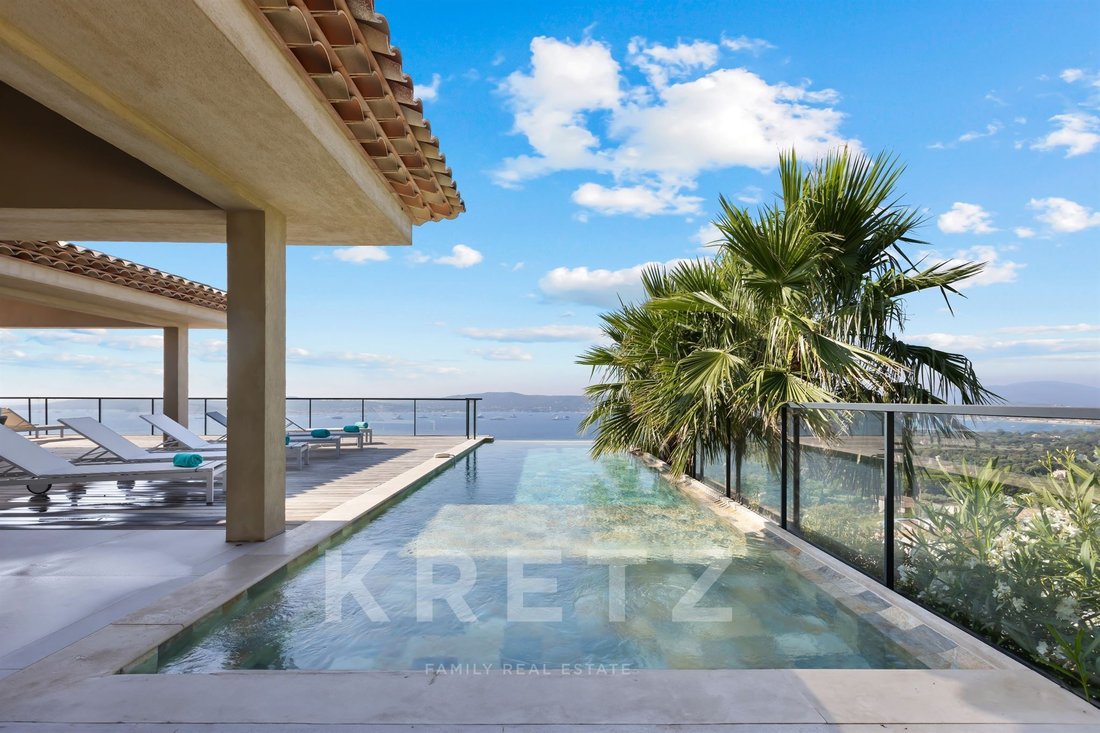 Villa in Grimaud, Provence-Alpes-Côte d'Azur, France 3 - 16969023