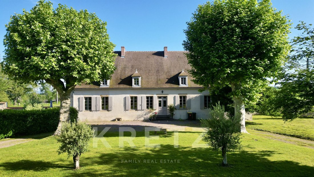 House in Cité Bretonnie-Chatelet-Favieres-Conches, Montlucon, France 2 - 15241373