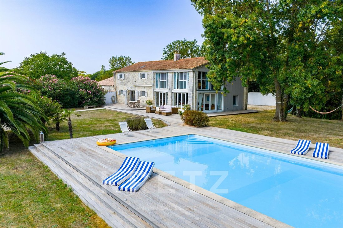House in Saint-Georges-d'Oleron, Nouvelle-Aquitaine, France 1 - 16091767