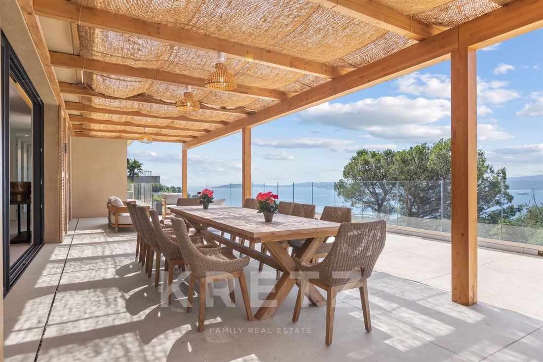 Villa in Grimaud, Provence-Alpes-Côte d'Azur, Frankreich 1 - 16969026