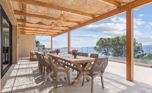 Villa in Grimaud, Provence-Alpes-Côte d'Azur, France 1