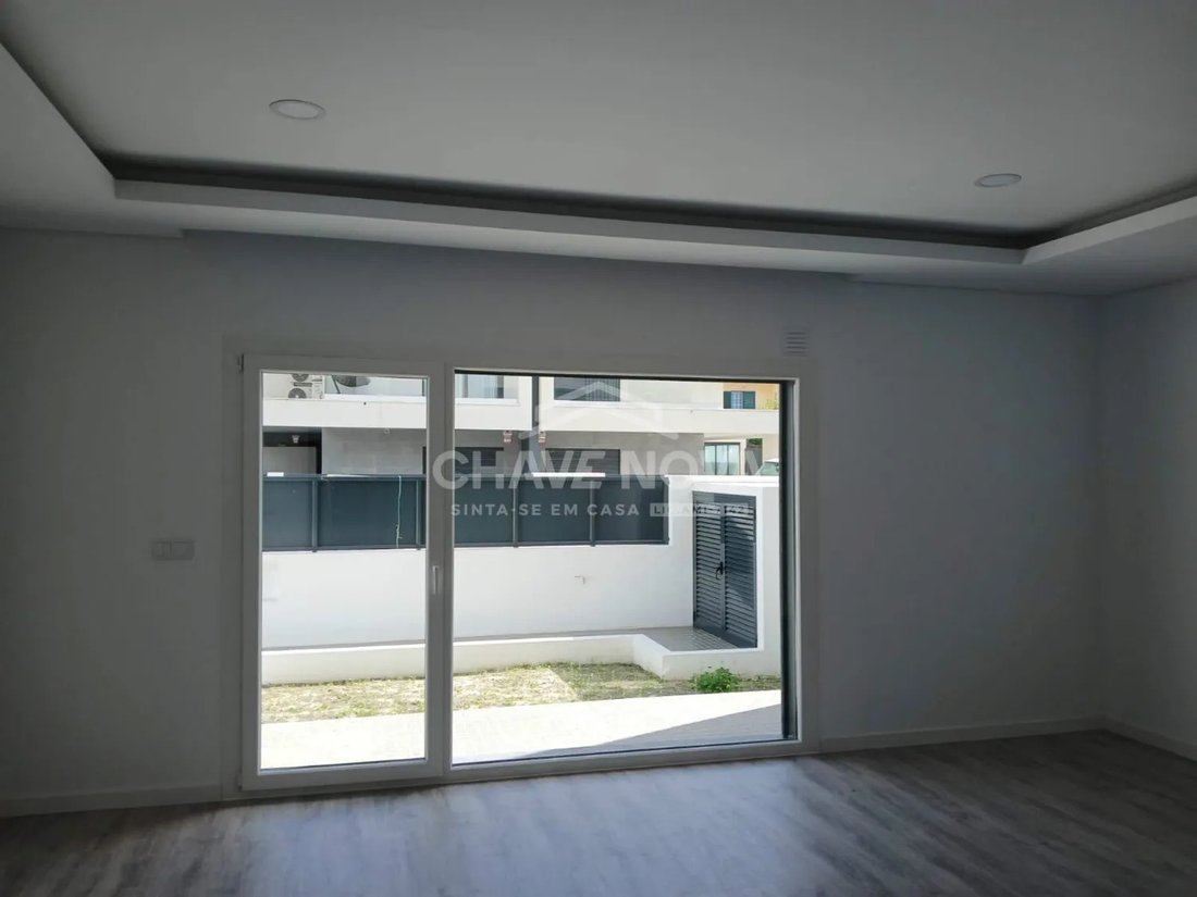 Townhouse in Fernao Ferro, Setubal, Portugal 3 - 17081281