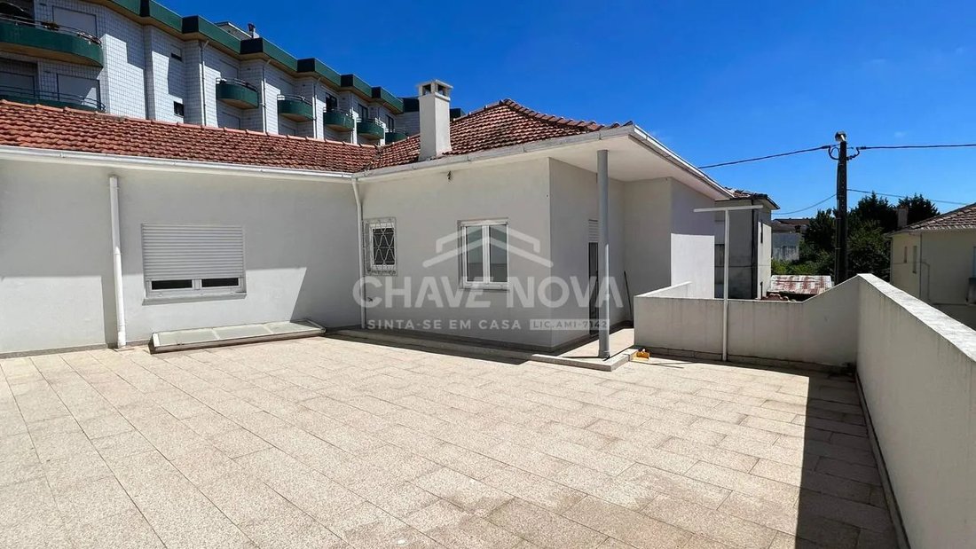 House in Rio Tinto, Porto District, Portugal 1 - 17081135