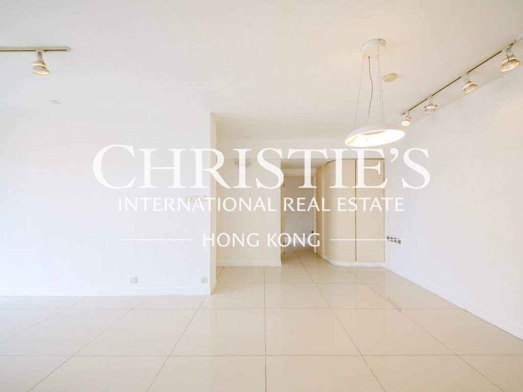 Apartment in Hong Kong, Hong Kong 5 - 17083815