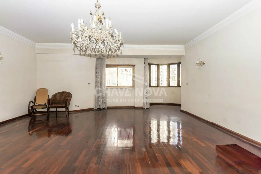 Apartment in Alvalade, Lisbon, Portugal 2 - 17080903