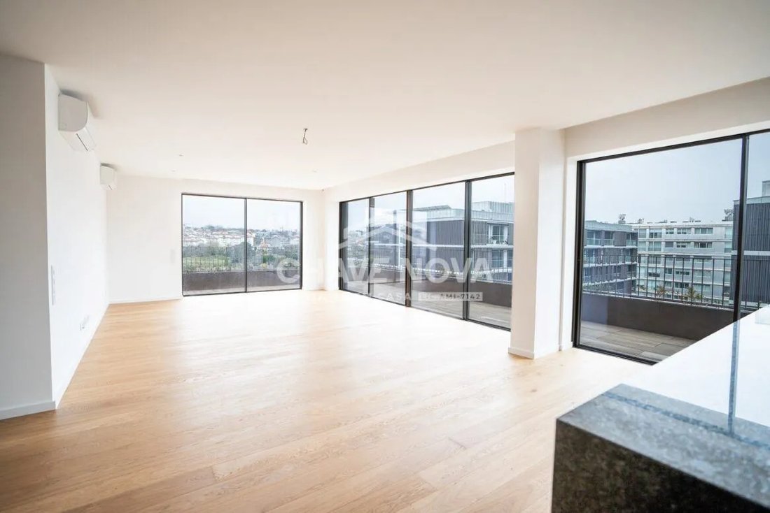 Apartment in Matosinhos e Leca da Palmeira, Porto District, Portugal 1 - 17080704
