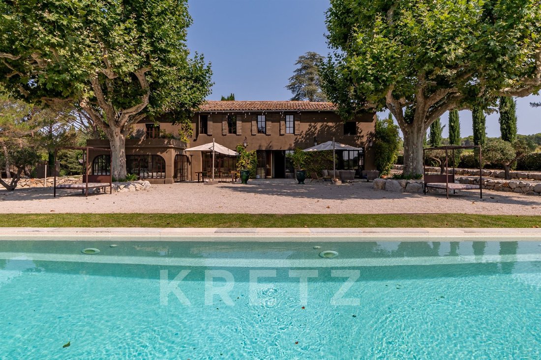 Casa de Campo en Aix-en-Provence, Provenza-Alpes-Costa Azul, Francia 1 - 16597917