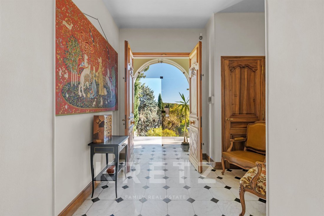 House in Greoux-les-Bains, Provence-Alpes-Côte d'Azur, France 4 - 16745273