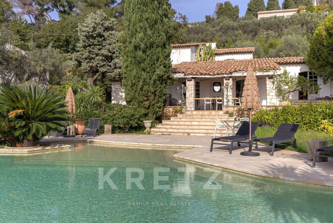 Villa in Mougins, Provence-Alpes-Côte d'Azur, France 2 - 15241196