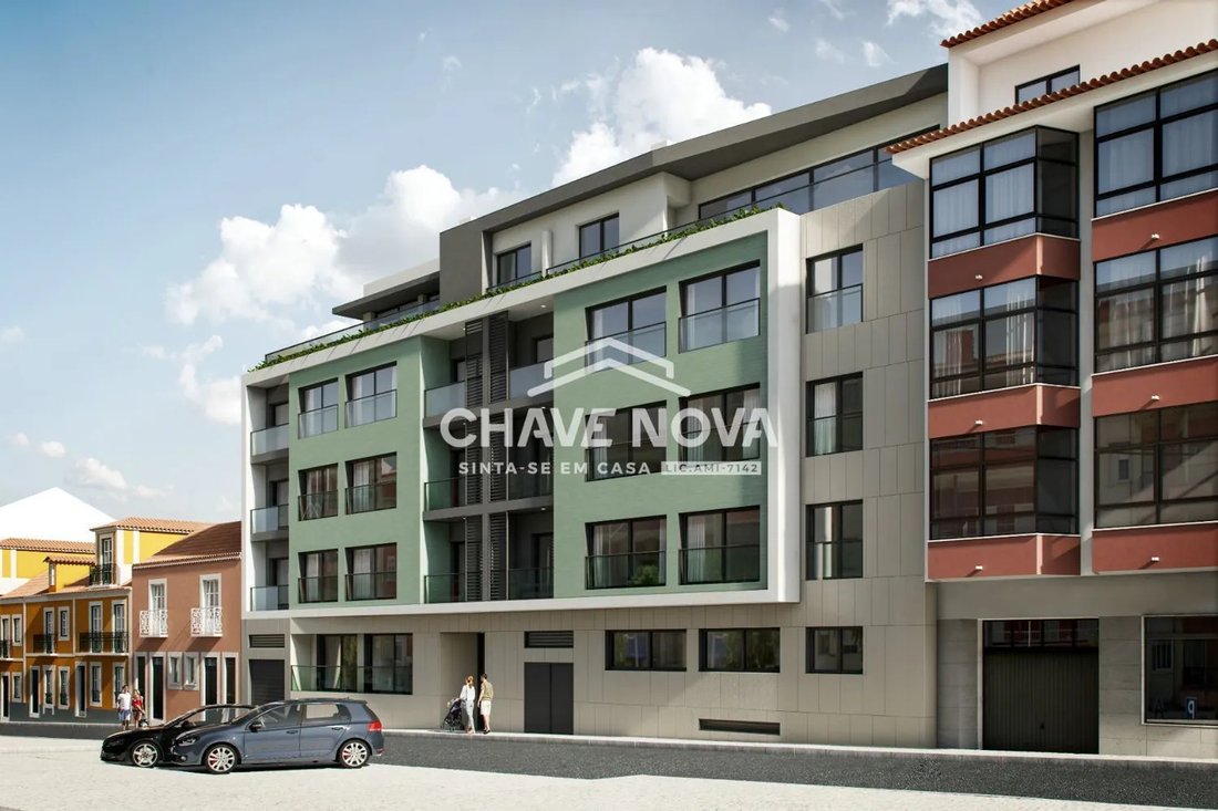 Apartment in Almada, Cova da Piedade, Pragal e Cacilhas, Setubal, Portugal 1 - 17079679