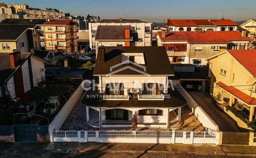 Casa a Vilar de Andorinho, Oporto, Portogallo 1
