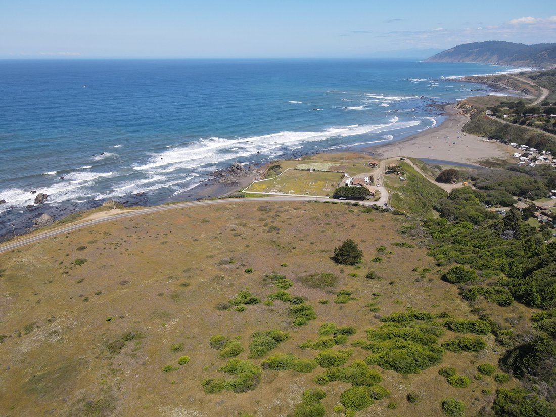 Land in Fort Bragg, California, United States 1 - 17083041