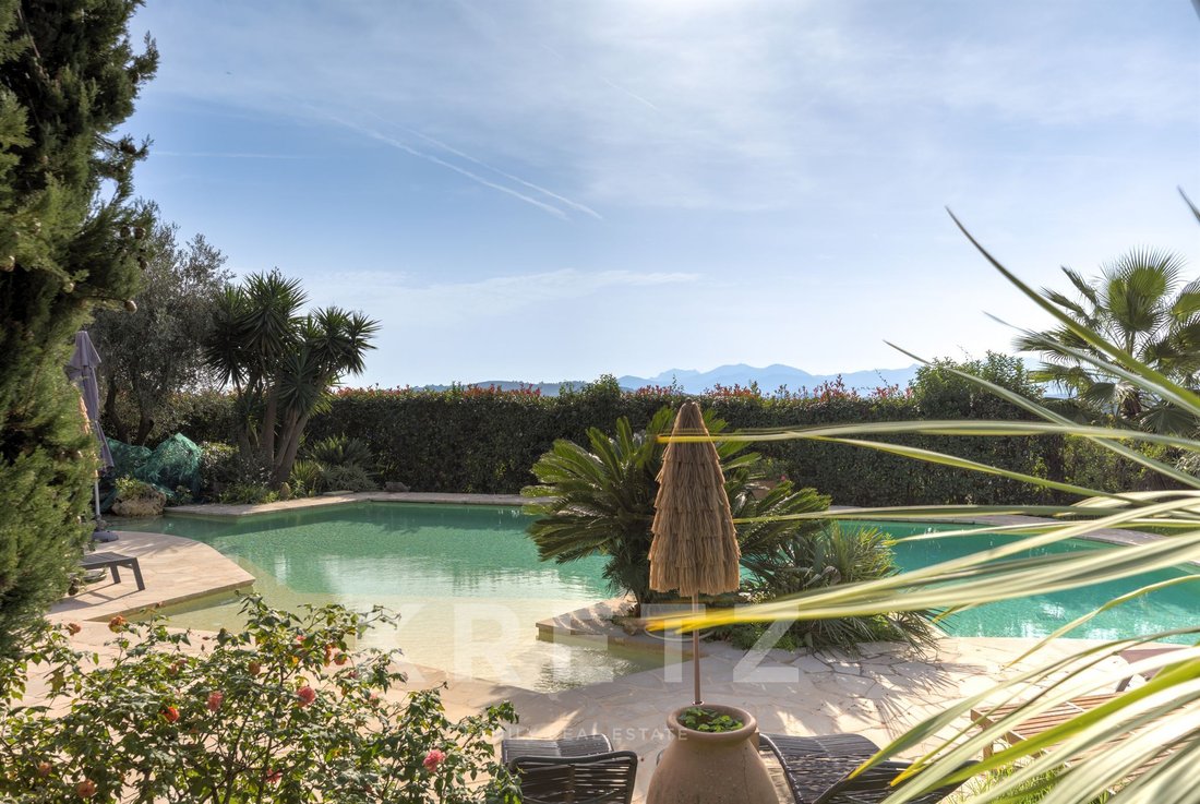 Villa in Mougins, Provence-Alpes-Côte d'Azur, France 3 - 15241196