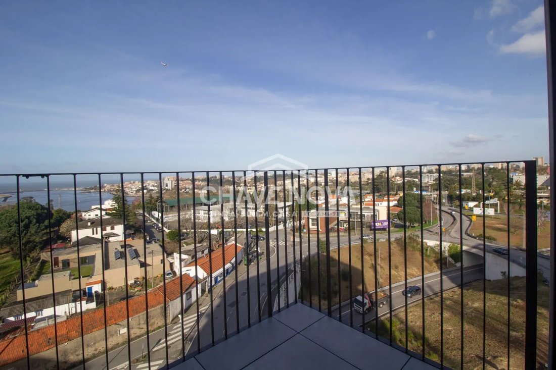 Apartment in Santa Marinha e Sao Pedro da Afurada, Porto District, Portugal 3 - 17081401
