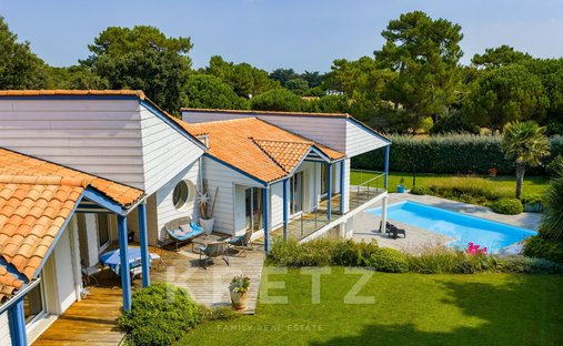 House in Saint-Pierre-d'Oléron, Nouvelle-Aquitaine, France 1