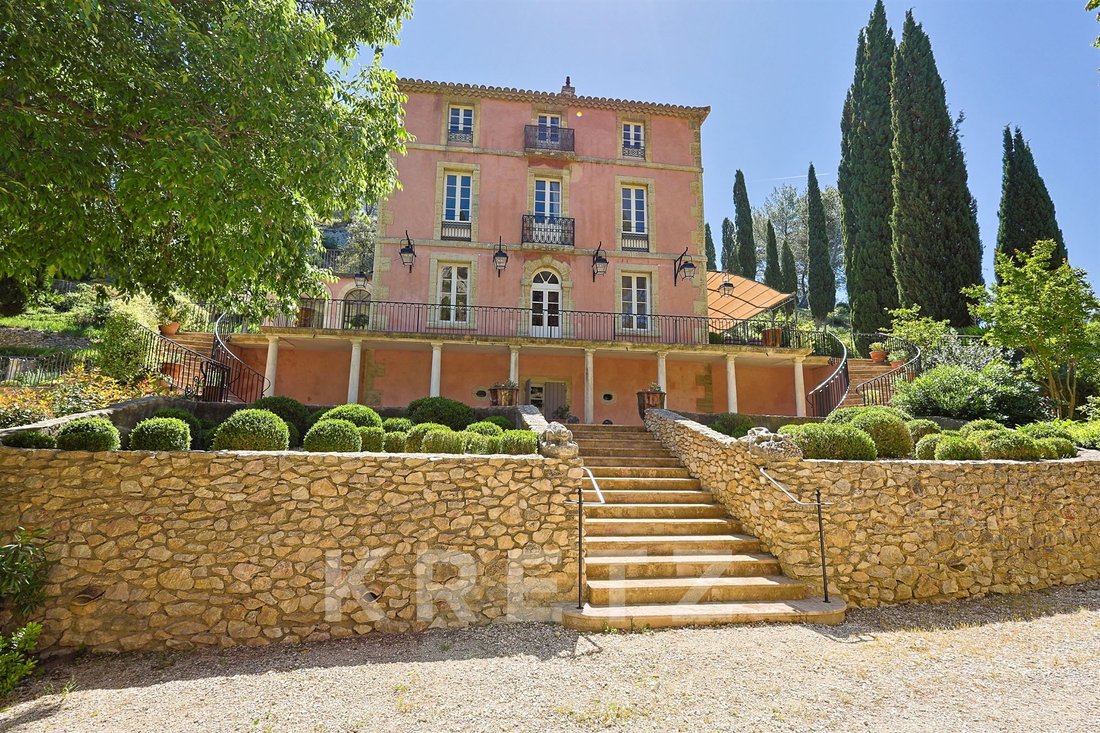 Estate in Saint-Rémy-de-Provence, Provence-Alpes-Côte d'Azur, France 3 - 16543288